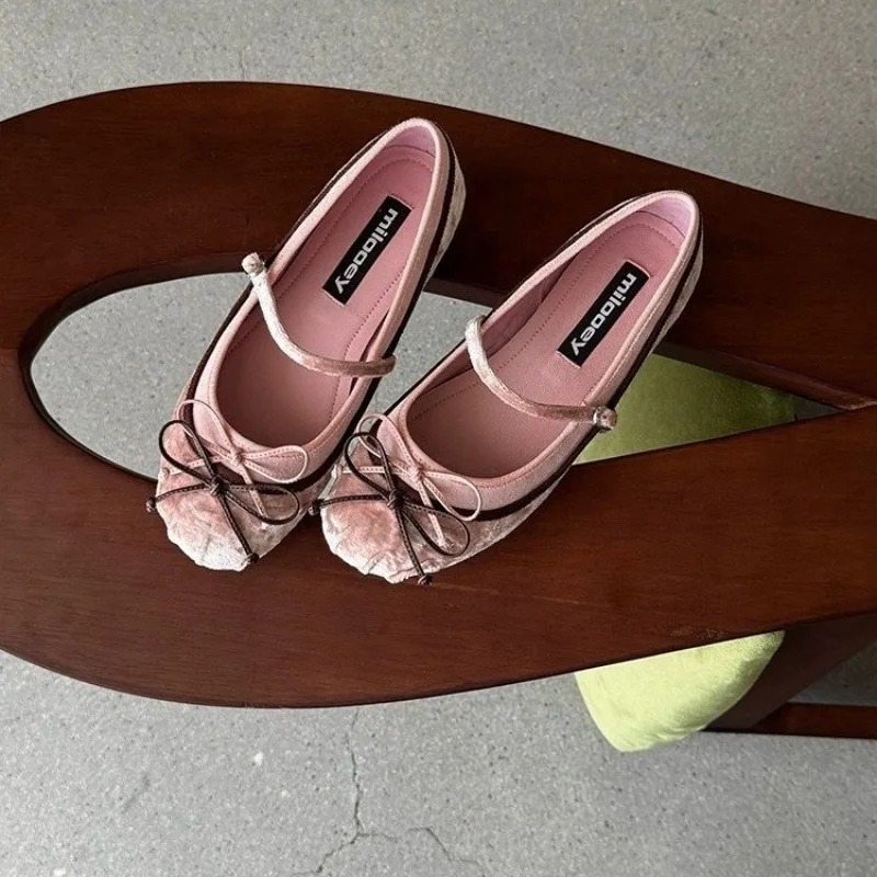 2026French Flat Bottomed Rotun - Women'S Heels review and price